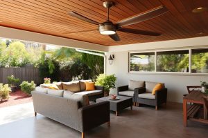 can any ceiling fan be installed outdoors